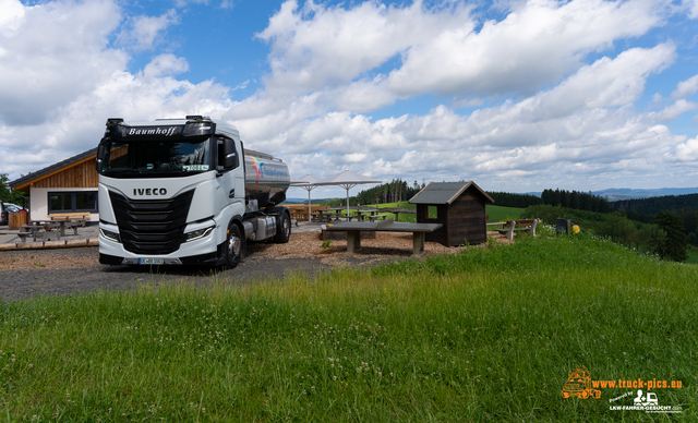 Baumhoff Milchtransporte powered by www Baumhoff Milchtransporte, #truckpicsfamily, IVECO S-Way, No farmers no food