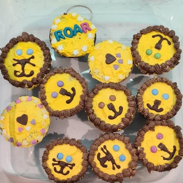 Birthday Cakes Picture Box