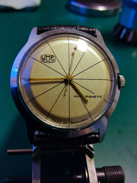 PSX 20200102 164644 Watchmaking