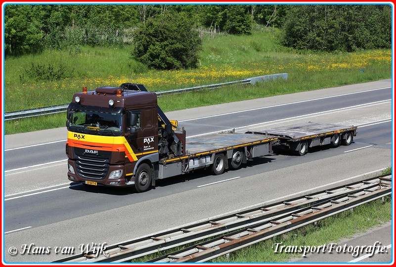 33-BFT-8  B-BorderMaker - Zwaartransport Motorwagens