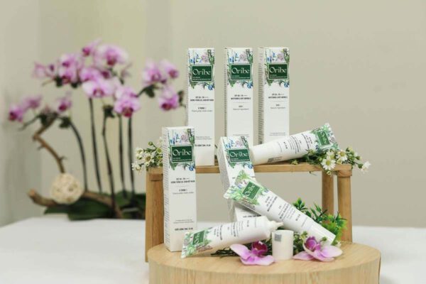 dd-cream-oribe-design-e1597741833556-600x400 ORIBE DD CREAM 6 IN 1 DÆ¯Æ ÌƒNG DA â€“ TRANG ÄIÃŠÌ‰M VÆ¯Æ Ì£T TRÃ”Ì£I