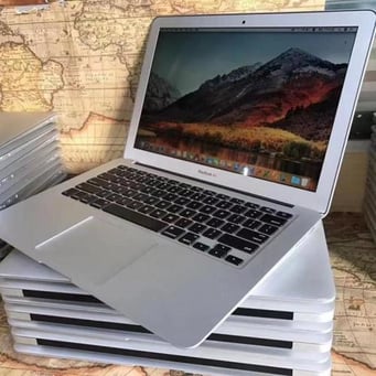 Wholesale Laptops & iPad Supplier Picture Box