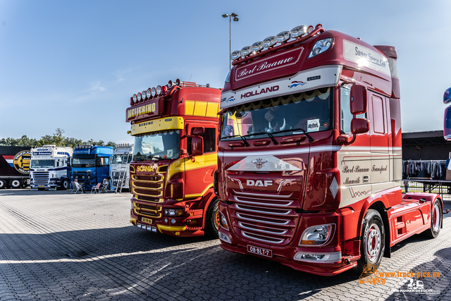 BIGtruckshop A67 powered by www.truck-pics BIGtruckshop A67 Asten, Truck Festival, Holland