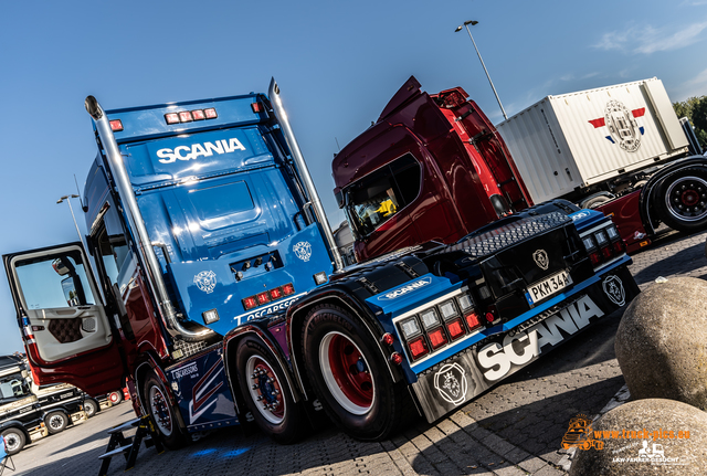 BIGtruckshop A67 powered by www.truck-pics BIGtruckshop A67 Asten, Truck Festival, Holland