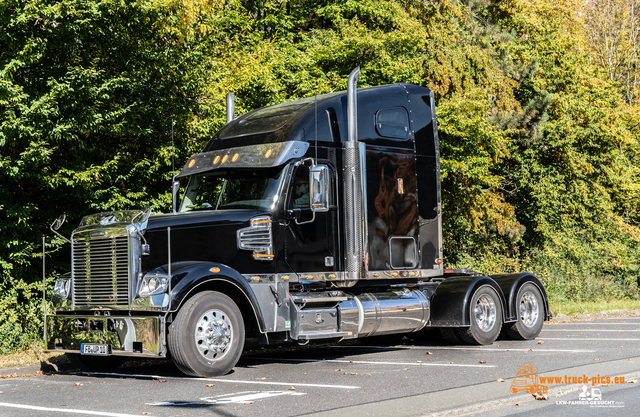 LKW-Youngtimer-Fahrt Hessen powered by www LKW Trucks Oldtimer Youngtimer Rundfahrt Hessen, Zwischenstop in Haiger bei Heinz ArbeitsbÃ¼hnen. #truckpicsfamily #oldschool