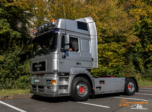 LKW-Youngtimer-Fahrt Hessen powered by www LKW Trucks Oldtimer Youngtimer Rundfahrt Hessen, Zwischenstop in Haiger bei Heinz ArbeitsbÃ¼hnen. #truckpicsfamily #oldschool