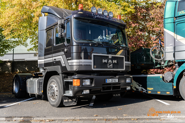 LKW-Youngtimer-Fahrt Hessen powered by www LKW Trucks Oldtimer Youngtimer Rundfahrt Hessen, Zwischenstop in Haiger bei Heinz ArbeitsbÃ¼hnen. #truckpicsfamily #oldschool