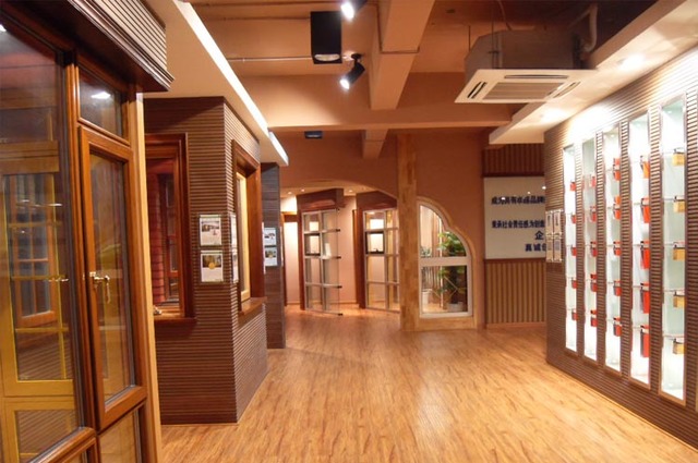 pic(1) Deqing Roomeye Import and Export Co., Ltd.