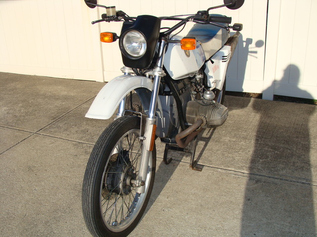 DSC02439 #6362095 1981 BMW R80 G/S, White. Complete, Serviced, Running. Bad Speedometer Assembly, we may be able to fix.