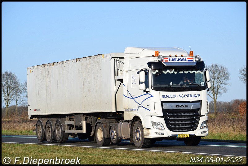 30-BRP-2 DAF 106 E Brugge-BorderMaker - Rijdende auto's 2022