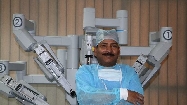 Dr R K Mishra - Laparoscopic Surgeon 43 Picture Box