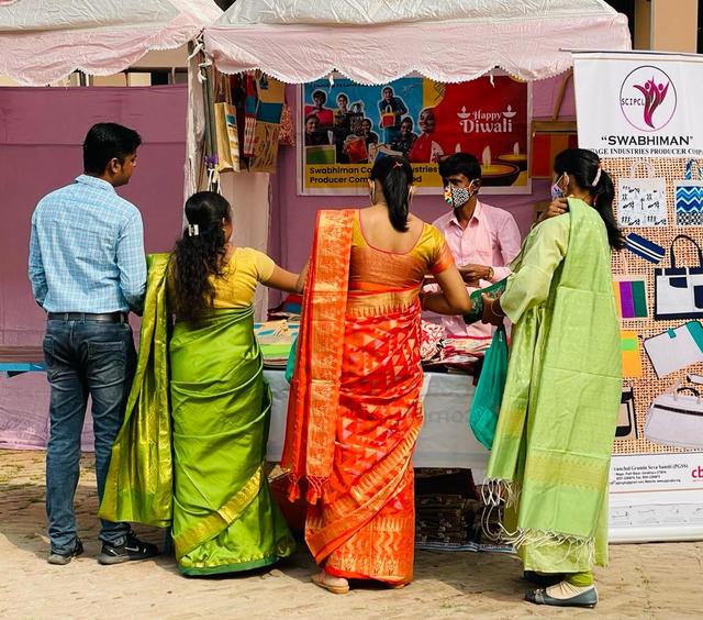 Shopping Bags in Gorakhpur Picture Box