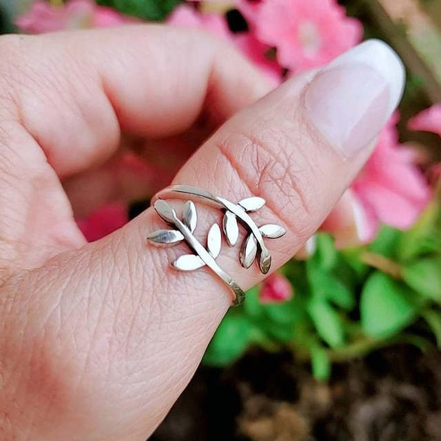 Leaf Statement Open Thumb Ring In Sterling Silver Thumb Rings