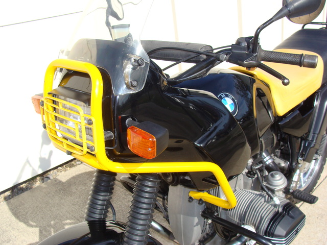 DSC03331 SOLD 3.22.....#0230310 1991 BMW R100GS, BLACK & YELLOW 39,000 MI.