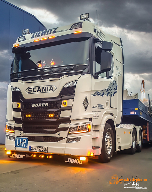 Trucks & Trucking, powered by www.truck-pics TRUCKS & TRUCKING 2022 powered by www.truck-pics.eu, www.lkw-fahrer-gesucht.com, #truckpicsfamily