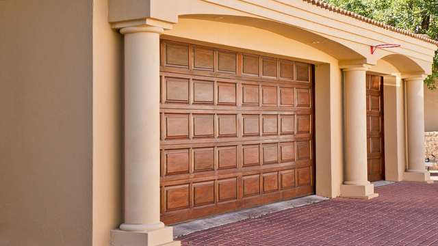 garage-door-1 0014 real-estate-374190 1280 Garage Door Pro's Ottawa