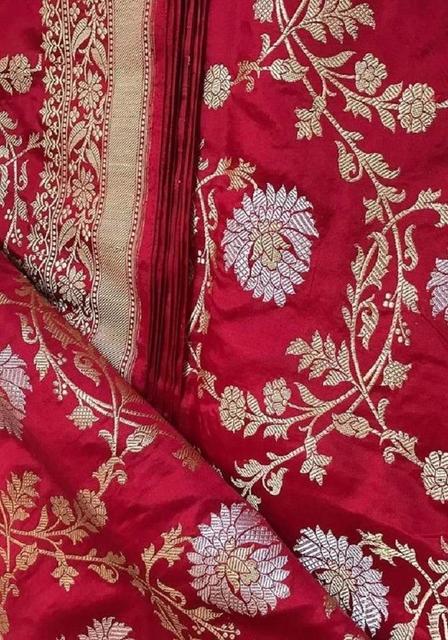 Handloom-Sarees-Banarasi-Saree-by-Amrut-Surabhi (1 Amrut Surabhi