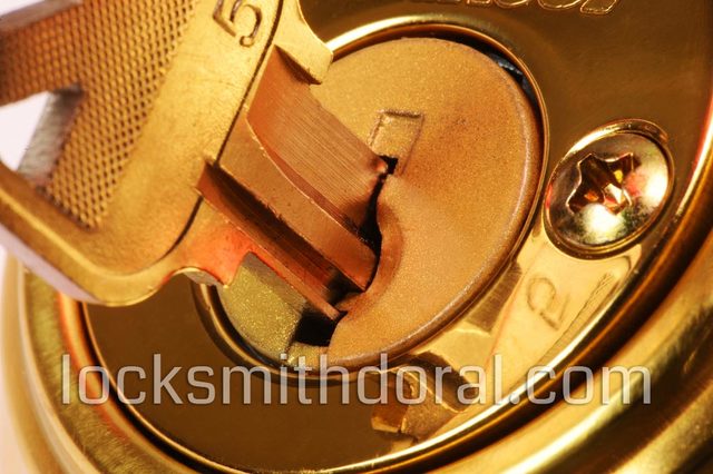 change-lock-Doral-locksmith Locksmith Pro Doral