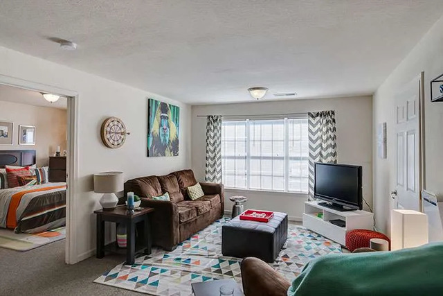 Luxurious Student Housing Near Sam Houston State U Picture Box