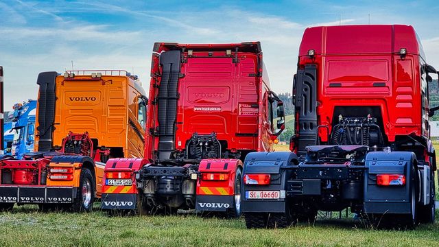 20220625 202734 TRUCK MEETS AIRFIELD 2022 in ErndtebrÃ¼ck Schameder "Save the Date!" powered by www.truck-pics.eu & www.lkw-fahrer-gesucht.com