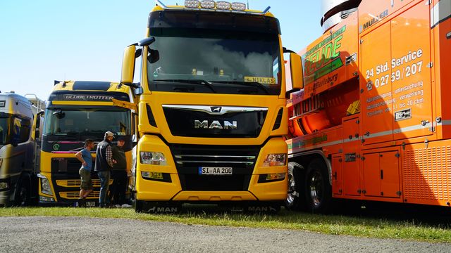 DSC04108 TRUCK MEETS AIRFIELD 2022 in ErndtebrÃ¼ck Schameder "Save the Date!" powered by www.truck-pics.eu & www.lkw-fahrer-gesucht.com