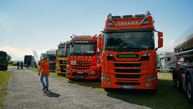 DSC04111 TRUCK MEETS AIRFIELD 2022 in ErndtebrÃ¼ck Schameder "Save the Date!" powered by www.truck-pics.eu & www.lkw-fahrer-gesucht.com