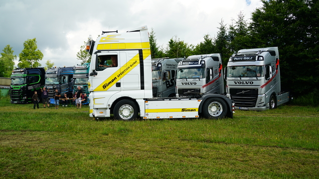 DSC04205 TRUCK MEETS AIRFIELD 2022 in ErndtebrÃ¼ck Schameder "Save the Date!" powered by www.truck-pics.eu & www.lkw-fahrer-gesucht.com