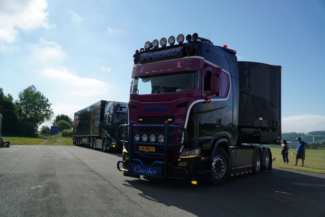 DSC05935 TRUCK MEETS AIRFIELD 2022 in ErndtebrÃ¼ck Schameder "Save the Date!" powered by www.truck-pics.eu & www.lkw-fahrer-gesucht.com