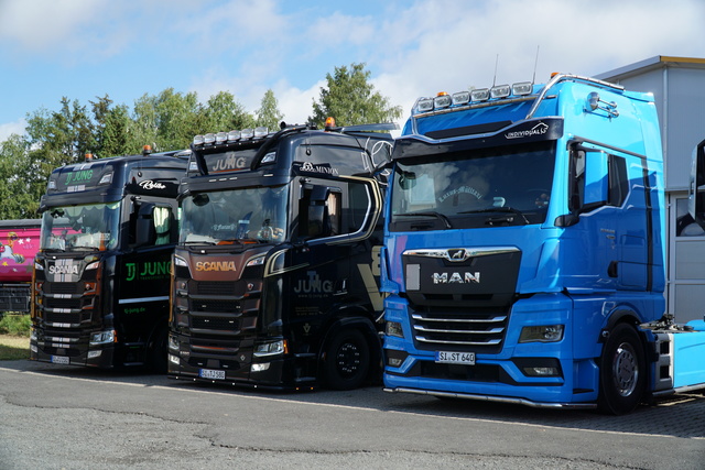 DSC05947 TRUCK MEETS AIRFIELD 2022 in ErndtebrÃ¼ck Schameder "Save the Date!" powered by www.truck-pics.eu & www.lkw-fahrer-gesucht.com