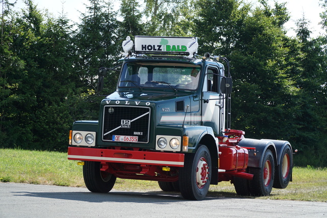 DSC05958 TRUCK MEETS AIRFIELD 2022 in ErndtebrÃ¼ck Schameder "Save the Date!" powered by www.truck-pics.eu & www.lkw-fahrer-gesucht.com