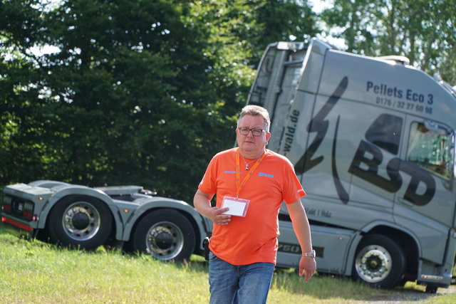 DSC06006 TRUCK MEETS AIRFIELD 2022 in ErndtebrÃ¼ck Schameder "Save the Date!" powered by www.truck-pics.eu & www.lkw-fahrer-gesucht.com