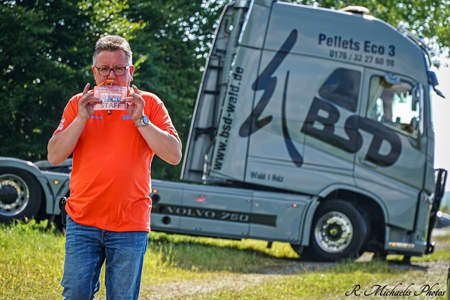 DSC06008 TRUCK MEETS AIRFIELD 2022 in ErndtebrÃ¼ck Schameder "Save the Date!" powered by www.truck-pics.eu & www.lkw-fahrer-gesucht.com