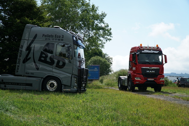 DSC06074 TRUCK MEETS AIRFIELD 2022 in ErndtebrÃ¼ck Schameder "Save the Date!" powered by www.truck-pics.eu & www.lkw-fahrer-gesucht.com