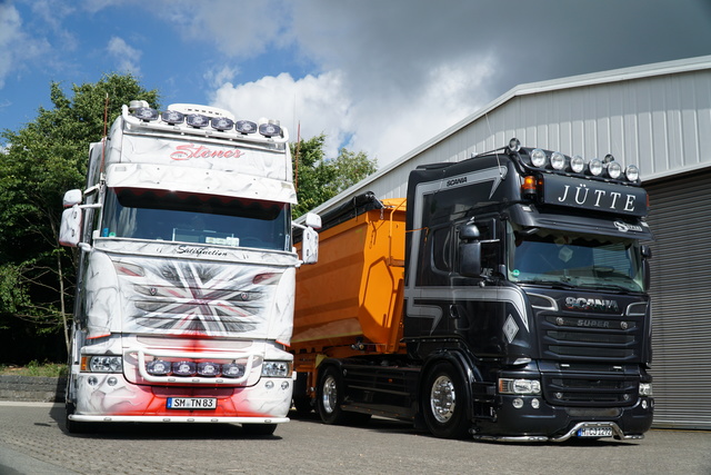 DSC06142 TRUCK MEETS AIRFIELD 2022 in ErndtebrÃ¼ck Schameder "Save the Date!" powered by www.truck-pics.eu & www.lkw-fahrer-gesucht.com