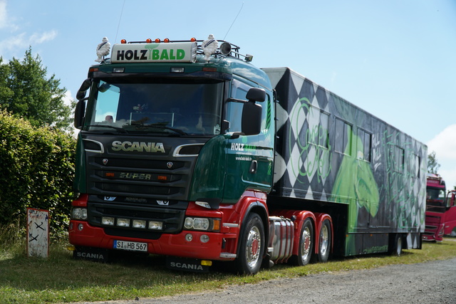 DSC06215 TRUCK MEETS AIRFIELD 2022 in ErndtebrÃ¼ck Schameder "Save the Date!" powered by www.truck-pics.eu & www.lkw-fahrer-gesucht.com