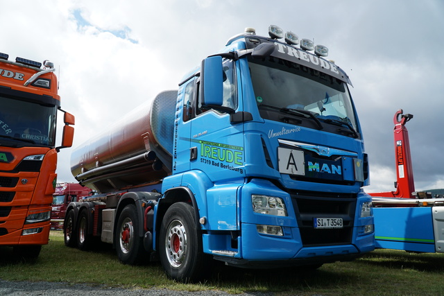 DSC06236 TRUCK MEETS AIRFIELD 2022 in ErndtebrÃ¼ck Schameder "Save the Date!" powered by www.truck-pics.eu & www.lkw-fahrer-gesucht.com