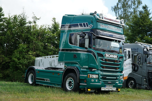 DSC06242 TRUCK MEETS AIRFIELD 2022 in ErndtebrÃ¼ck Schameder "Save the Date!" powered by www.truck-pics.eu & www.lkw-fahrer-gesucht.com