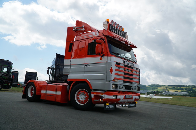 DSC06305 TRUCK MEETS AIRFIELD 2022 in ErndtebrÃ¼ck Schameder "Save the Date!" powered by www.truck-pics.eu & www.lkw-fahrer-gesucht.com