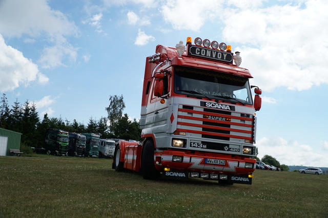 DSC06327 TRUCK MEETS AIRFIELD 2022 in ErndtebrÃ¼ck Schameder "Save the Date!" powered by www.truck-pics.eu & www.lkw-fahrer-gesucht.com