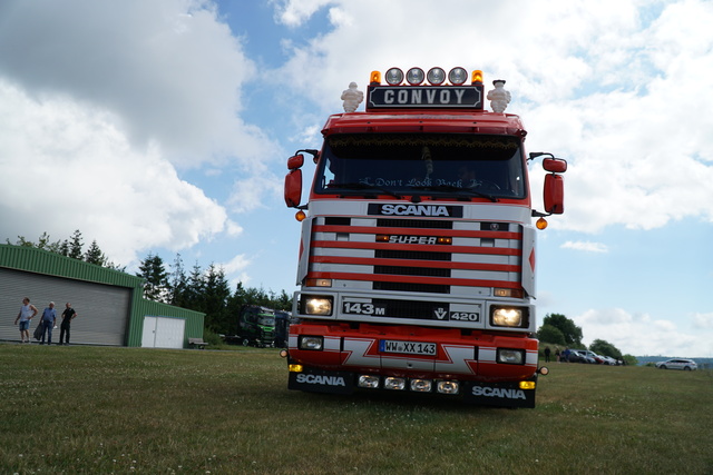 DSC06331 TRUCK MEETS AIRFIELD 2022 in ErndtebrÃ¼ck Schameder "Save the Date!" powered by www.truck-pics.eu & www.lkw-fahrer-gesucht.com