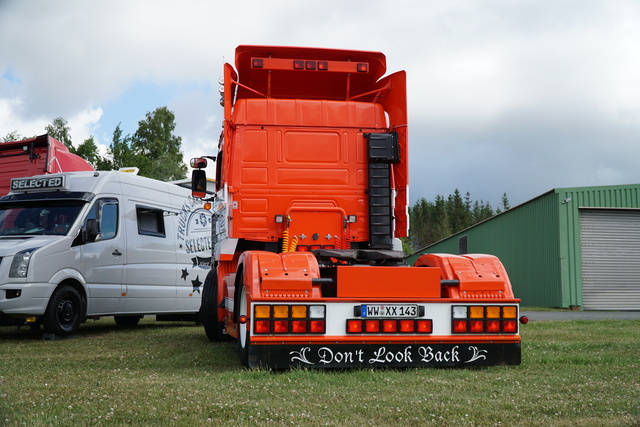 DSC06337 TRUCK MEETS AIRFIELD 2022 in ErndtebrÃ¼ck Schameder "Save the Date!" powered by www.truck-pics.eu & www.lkw-fahrer-gesucht.com