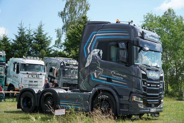 DSC06353 TRUCK MEETS AIRFIELD 2022 in ErndtebrÃ¼ck Schameder "Save the Date!" powered by www.truck-pics.eu & www.lkw-fahrer-gesucht.com