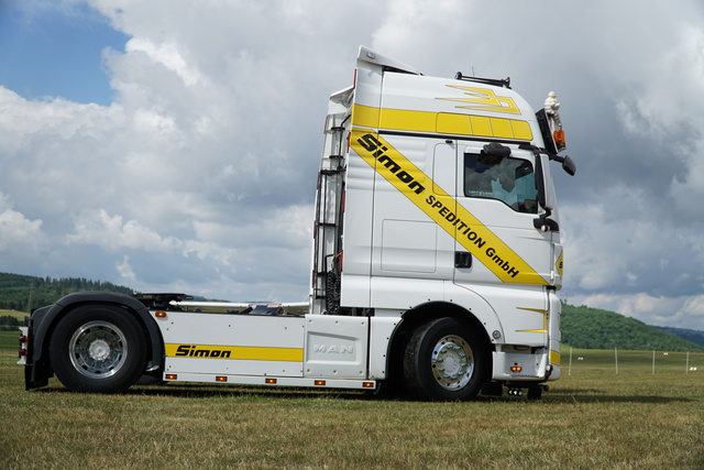 DSC06411 TRUCK MEETS AIRFIELD 2022 in ErndtebrÃ¼ck Schameder "Save the Date!" powered by www.truck-pics.eu & www.lkw-fahrer-gesucht.com