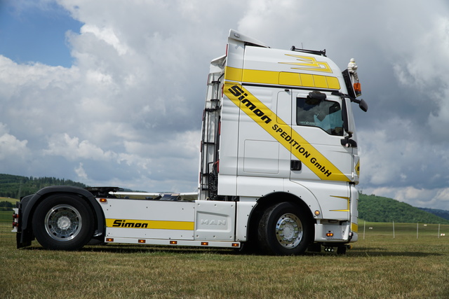 DSC06413 TRUCK MEETS AIRFIELD 2022 in ErndtebrÃ¼ck Schameder "Save the Date!" powered by www.truck-pics.eu & www.lkw-fahrer-gesucht.com