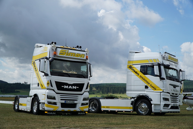 DSC06417 TRUCK MEETS AIRFIELD 2022 in ErndtebrÃ¼ck Schameder "Save the Date!" powered by www.truck-pics.eu & www.lkw-fahrer-gesucht.com