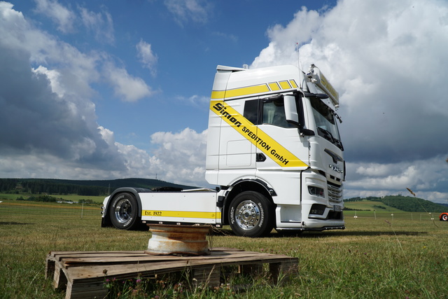 DSC06420 TRUCK MEETS AIRFIELD 2022 in ErndtebrÃ¼ck Schameder "Save the Date!" powered by www.truck-pics.eu & www.lkw-fahrer-gesucht.com