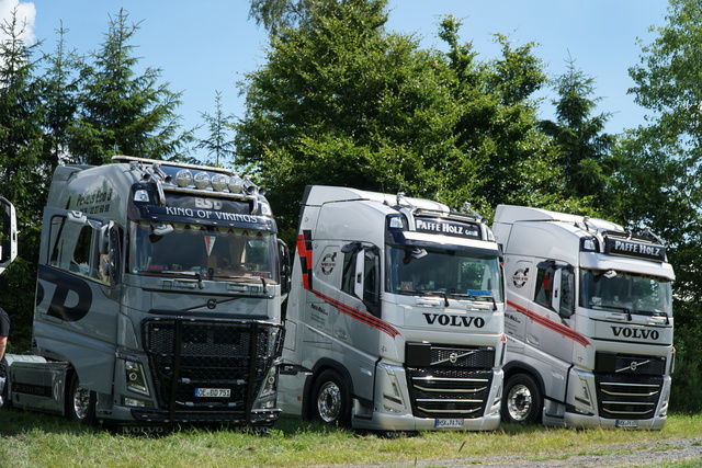 DSC06428 TRUCK MEETS AIRFIELD 2022 in ErndtebrÃ¼ck Schameder "Save the Date!" powered by www.truck-pics.eu & www.lkw-fahrer-gesucht.com