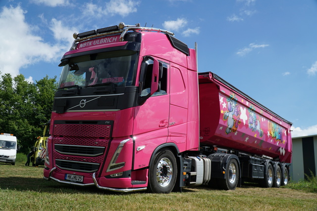 DSC06461 TRUCK MEETS AIRFIELD 2022 in ErndtebrÃ¼ck Schameder "Save the Date!" powered by www.truck-pics.eu & www.lkw-fahrer-gesucht.com