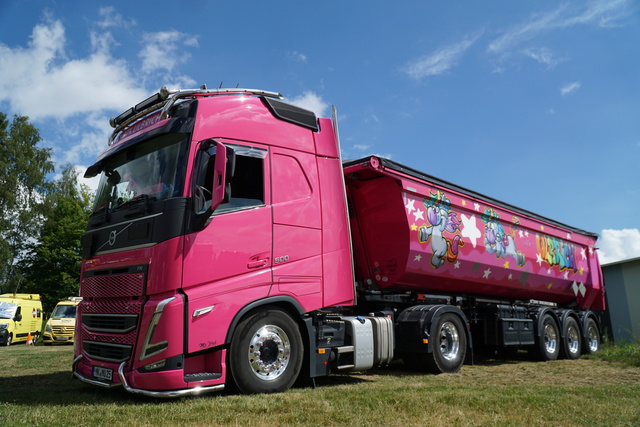 DSC06469 TRUCK MEETS AIRFIELD 2022 in ErndtebrÃ¼ck Schameder "Save the Date!" powered by www.truck-pics.eu & www.lkw-fahrer-gesucht.com