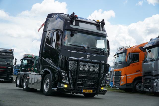 DSC06642 Truck meets Airfield 2022 am Flugplatz ErndtebrÃ¼ck-Schameder, #truckmeetsairfield, #truckpicsfamily